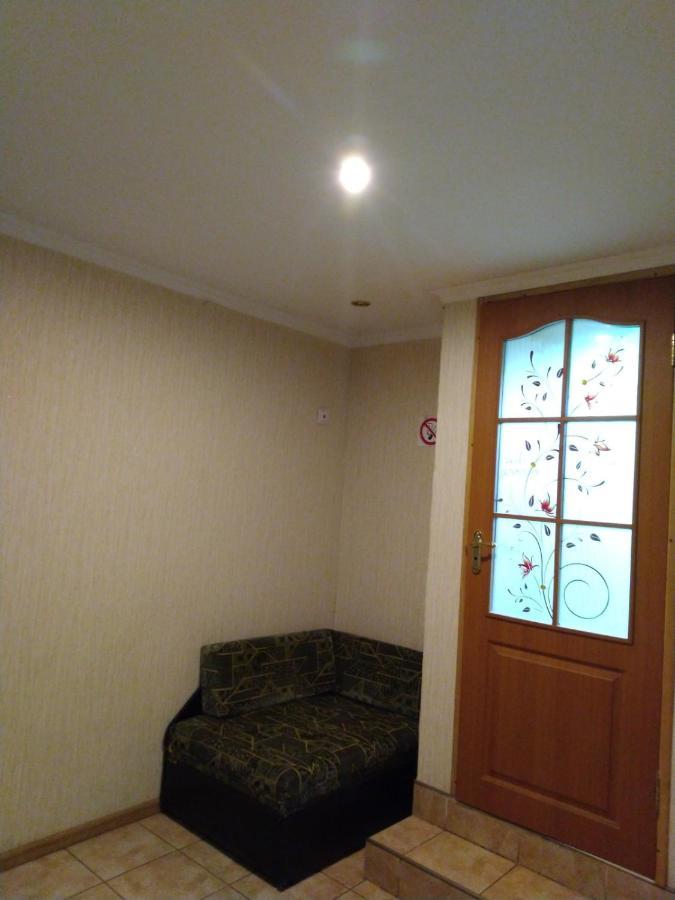 Apartamento Частный Дом, Отдельный Вход И Двор Cherkasy Exterior foto